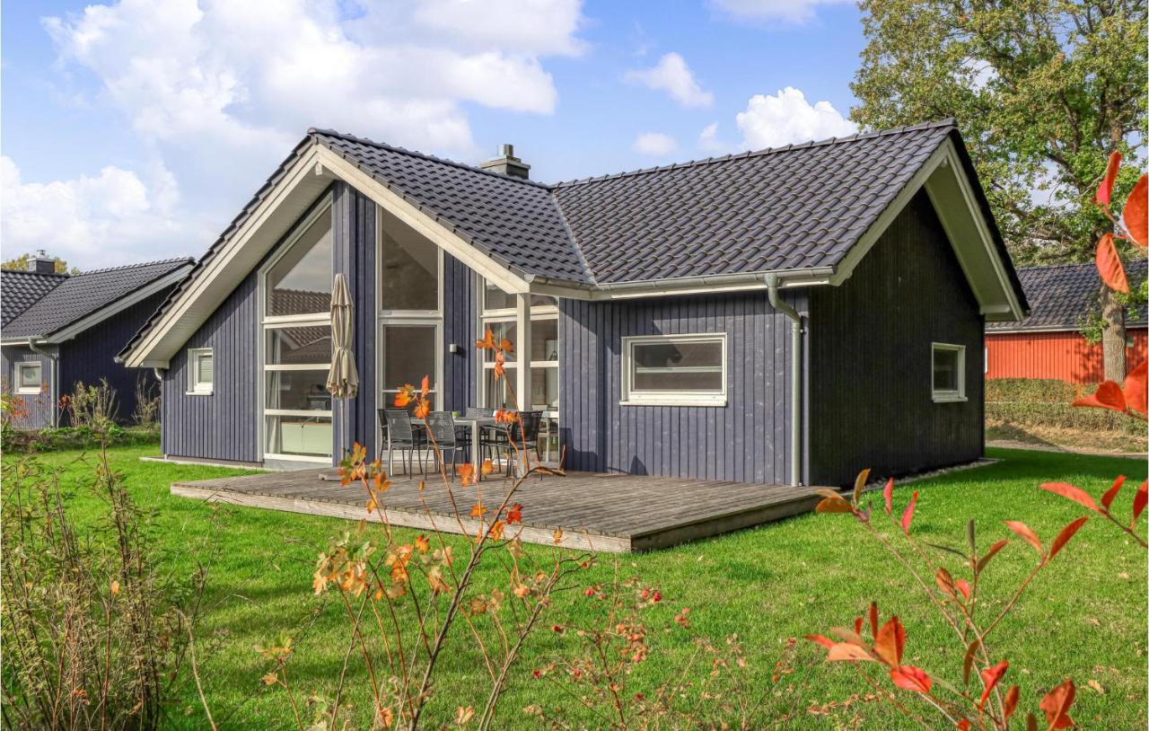 Stunning Home In Krems Ii-Warderbrueck With Wifi Gols Екстер'єр фото
